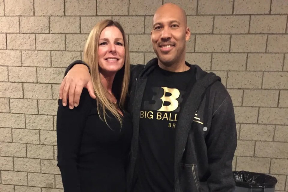 lavar ball wife