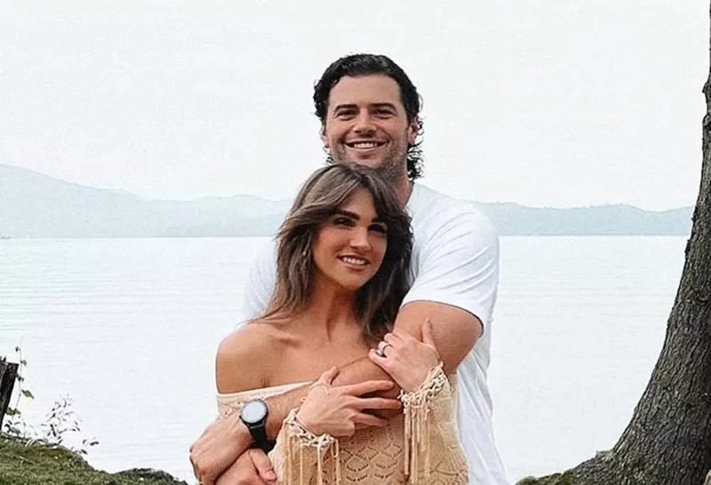 jarrett stidham wife