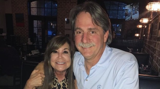 jeff foxworthy wife
