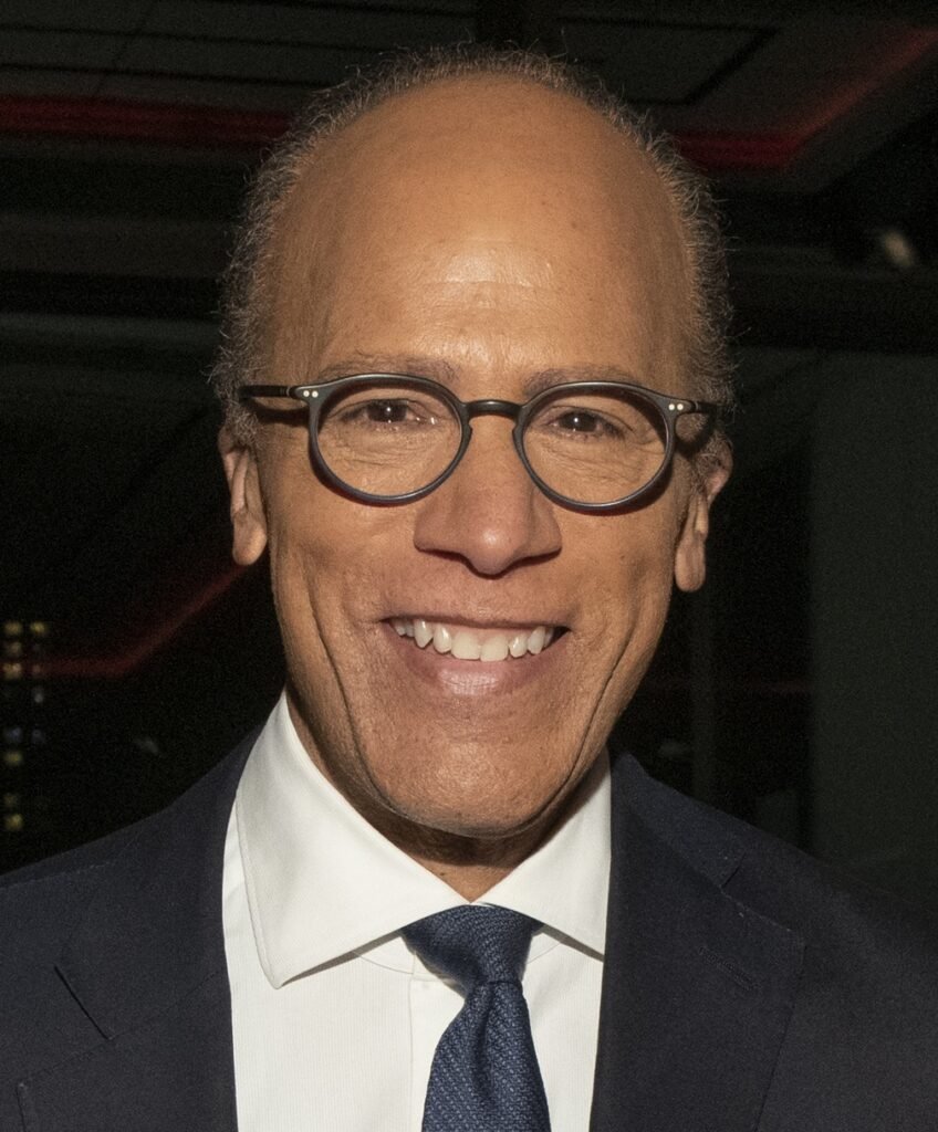 lester holt wife