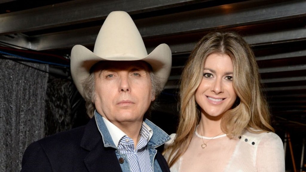 dwight yoakam wife