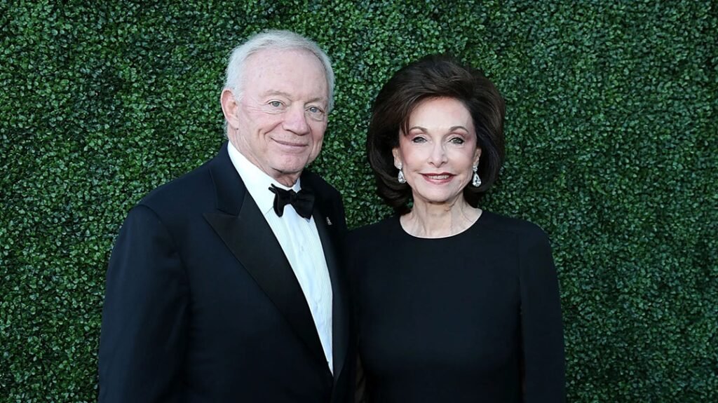 jerry jones wife