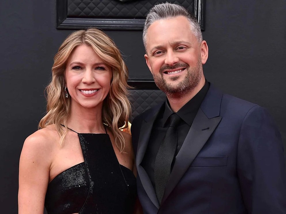 Nate Bargatze Wife: Inside the Life of Laura Bargatze and Their Enduring Marriage nate bargatze wife