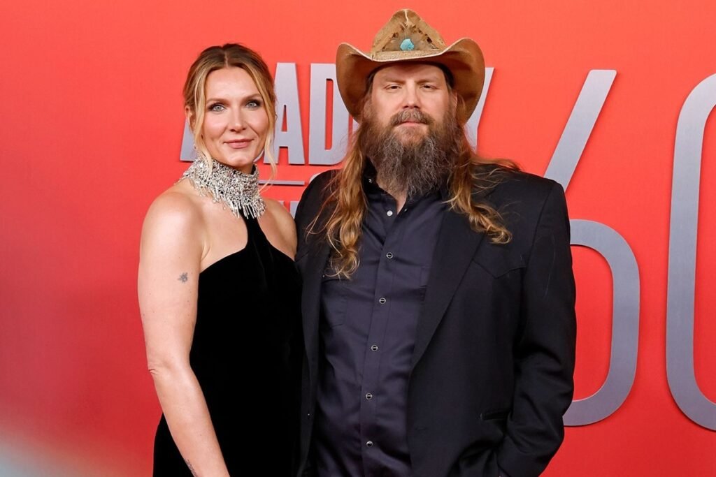 chris stapleton wife